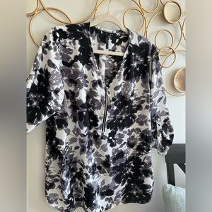 XLG women’s top, black, cream and grey